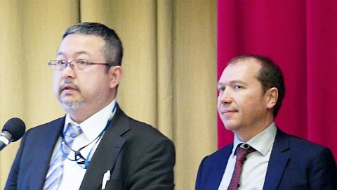 Mr. Kawazu of the Cabinet Office and Mr. Domps of DG GROW, European Commission
