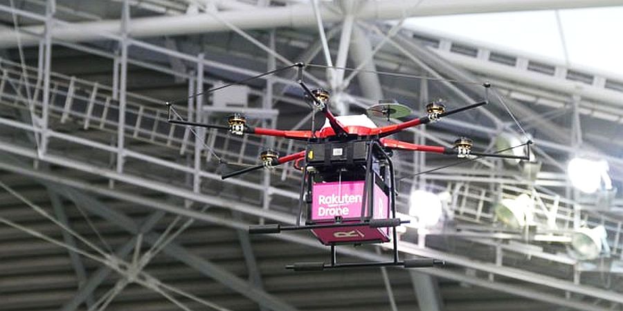 ドローン飛行-1