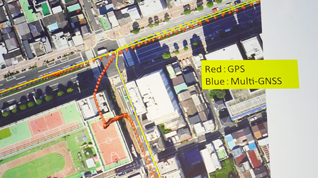 東京での測位実証、GPS単独とマルチGNSSの測位を比較（画像提供：東京海洋大学 久保信明教授）