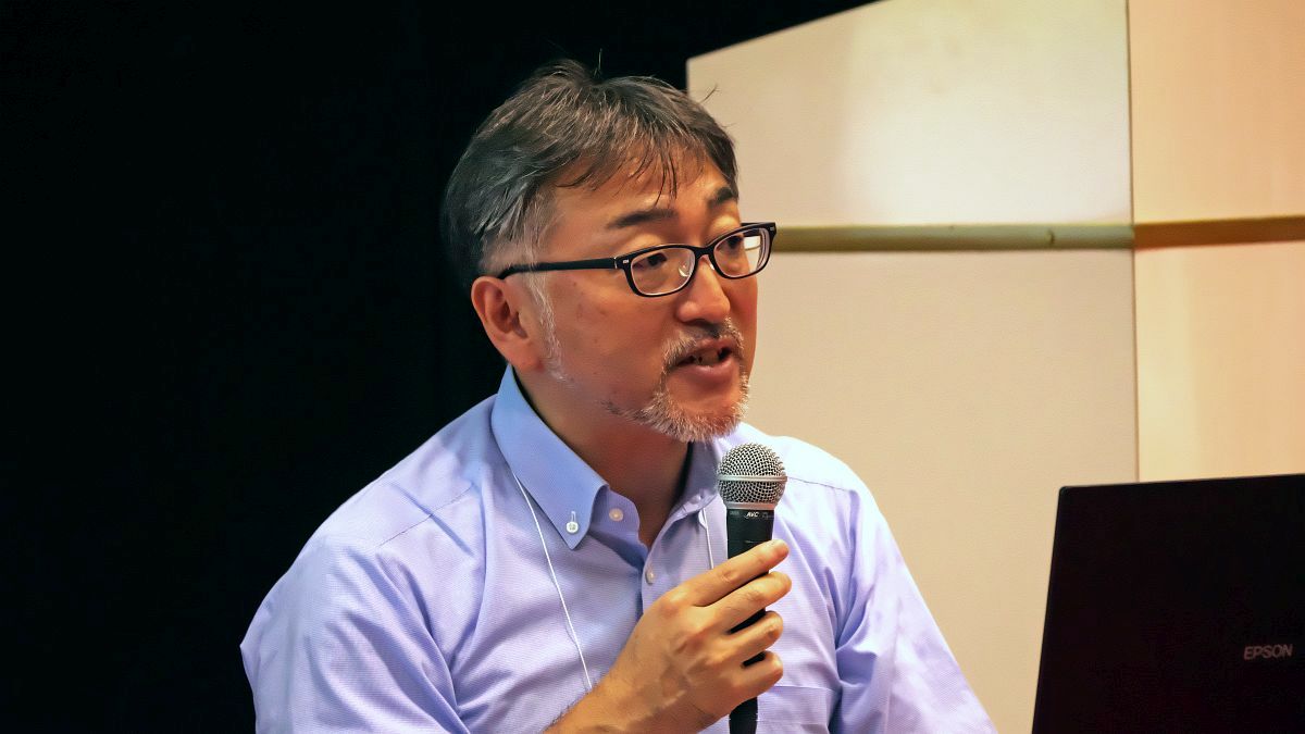 三上参事官