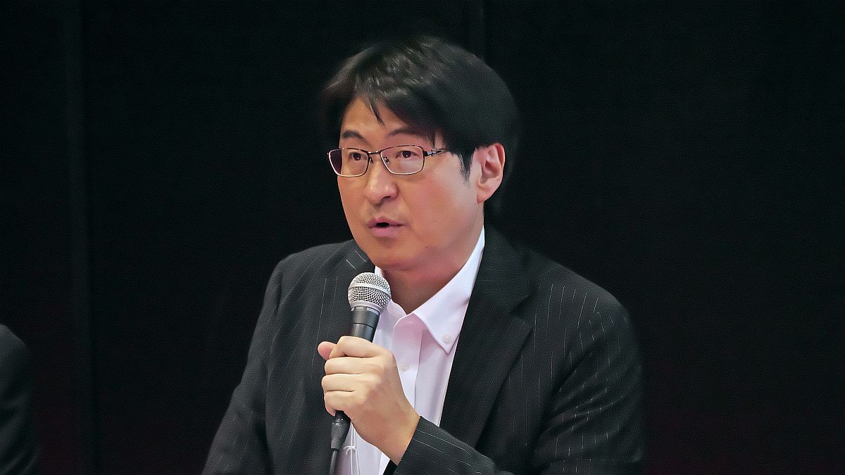 松井博士