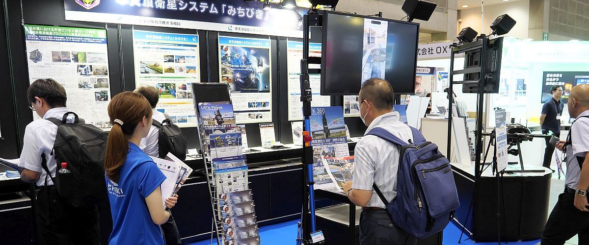 展示ブース-2
