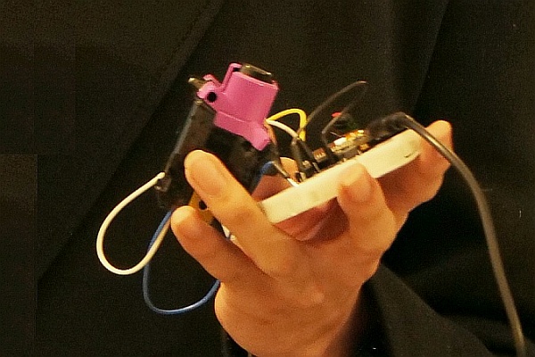 沖縄高専プレゼン-3