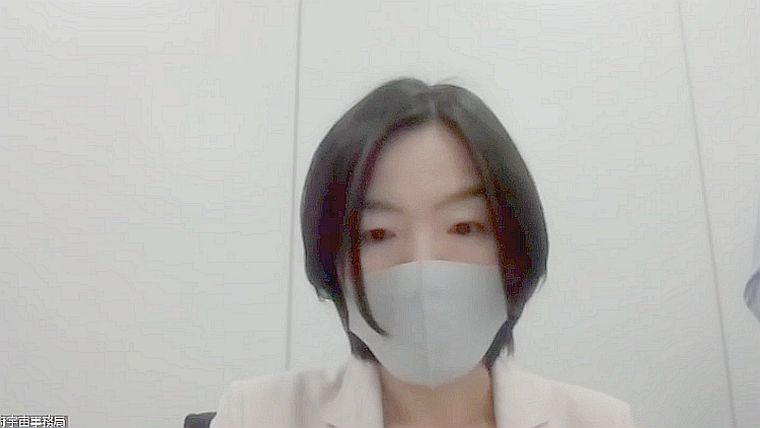 上野参事官