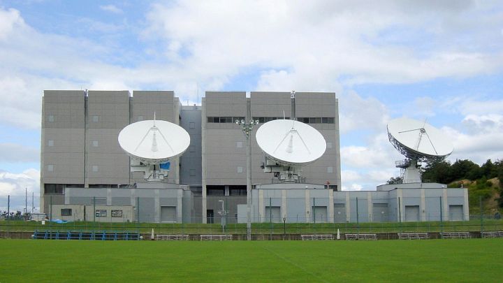 神戸航空衛星センターの外観写真